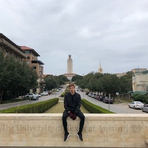 Meet your Posher, João lucas